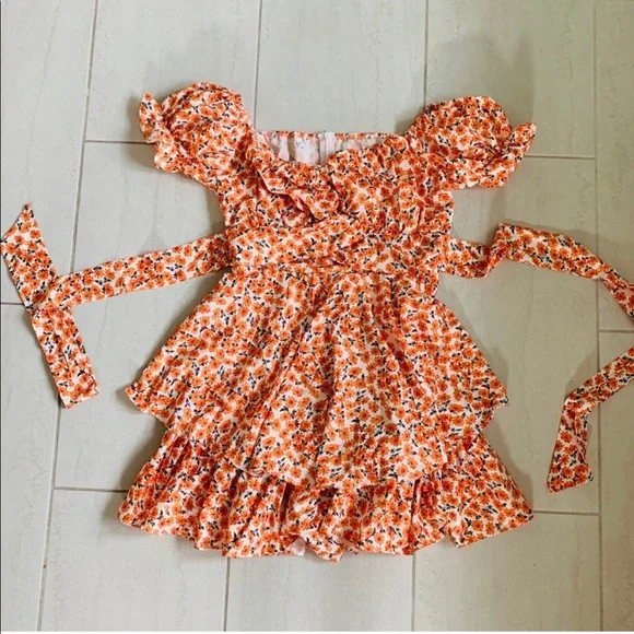 Dress - Picture 2 of 2